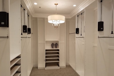 Naster Closet