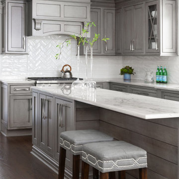 KITCHEN ISLAND