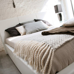 Bed sets call us 786-348-5407 - Products