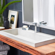 Bathroom sink and vanoty