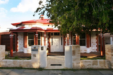 This is an example of a traditional home design in Perth.