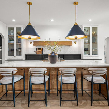 Bold black and white Modern Estate