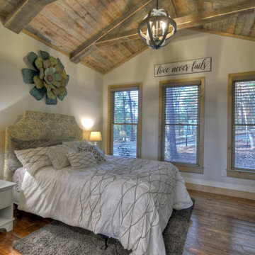 FIRST HOME, A RUSTIC FARMHOUSE DESIGN
