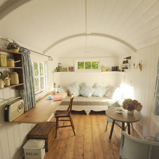 Kleines Shabby-Style Wohnzimmer in Sussex