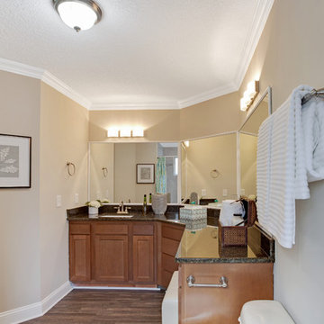1654 Hammond Rd, Jacksonville, FL