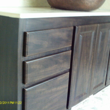 Bath Vanity in Chocolate Pear