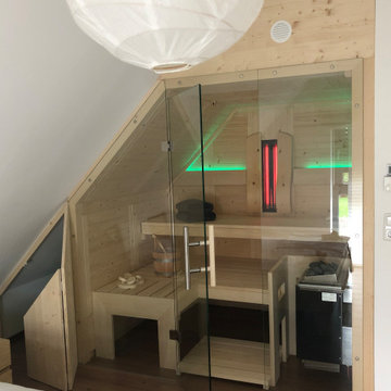 Sauna mit Dachschräge
