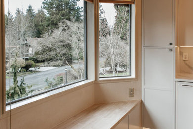 Example of a minimalist home design design in Seattle