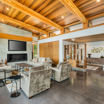 Lake Coeur d'Alene Custom Home