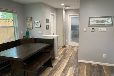 Cottage dining room photo in Houston