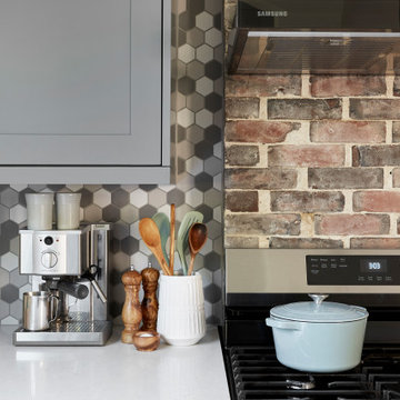 Muriel Ave. Contemporary Kitchen - Toronto
