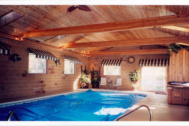 Example of a classic pool design in Chicago