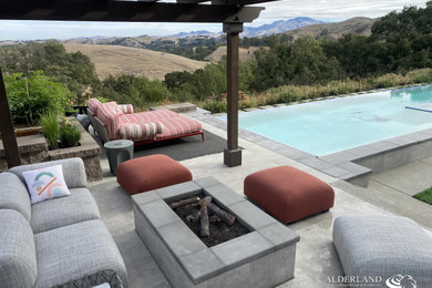 Inspiration for a contemporary pool remodel in San Francisco