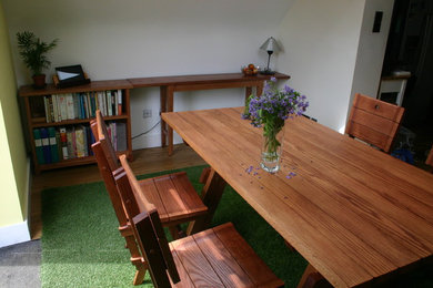 'Picnic' Style Table and Chairs