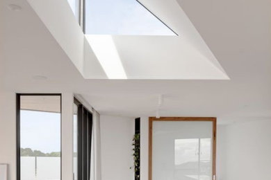Ispirazione per ampi case e interni minimalisti