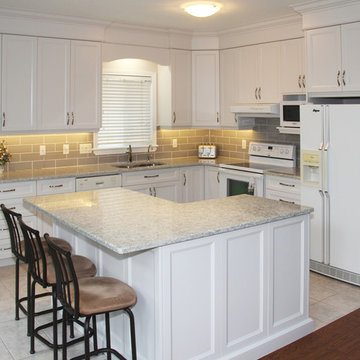 Well Organized Transitional Kitchen