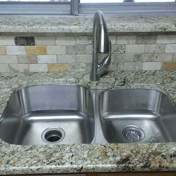 KITCHEN - Backsplash - Multi-color 2" x 4" Travertine
