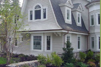 Example of an exterior home design in Portland Maine