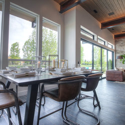 2016 Spring Parade - Kitchen And Dining Furniture