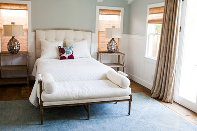 Bedroom - rustic bedroom idea in Orange County