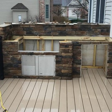 Outdoor built in grill
