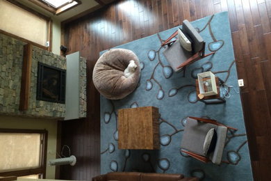 Trendy living room photo in Sacramento