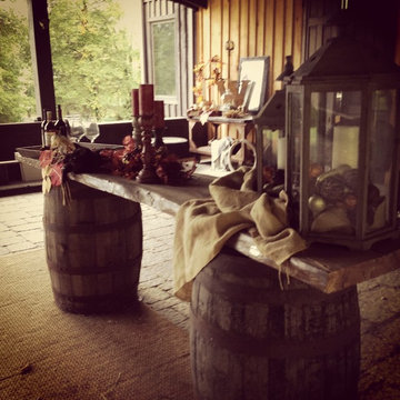 Fall Decorations at Wolf Den Farm
