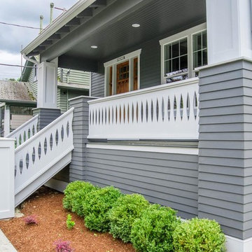 1212 SE Harney St Front Porch