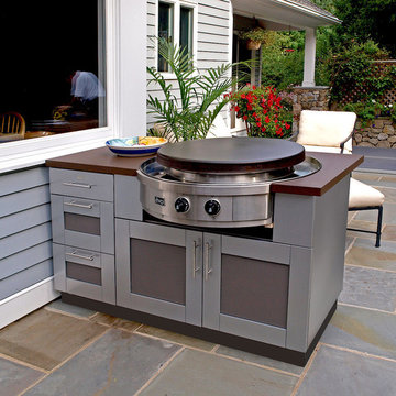 Outdoor Kitchen/Living Spaces