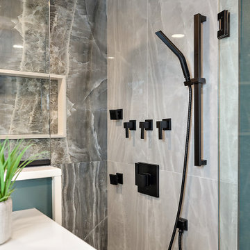 Showplace Framed Maple Sonoma Primary Bath in Flagstone