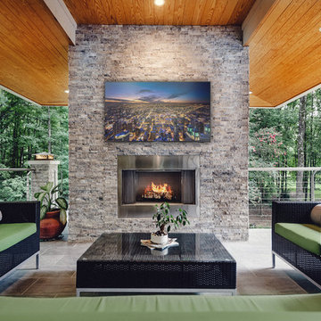 Contemporary outdoor living space