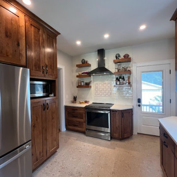 St. Matthews Ave - Craftsman Kitchen