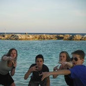 Lauri Hart's photo