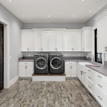 Backriver Laundry Room
