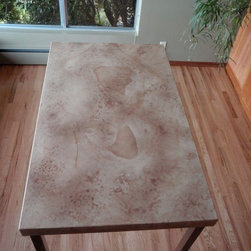 Tables - Dining Tables