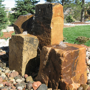 Bubbling Rock Water Feature