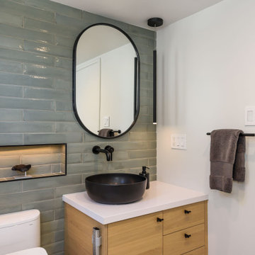 Oakland Modern Bath