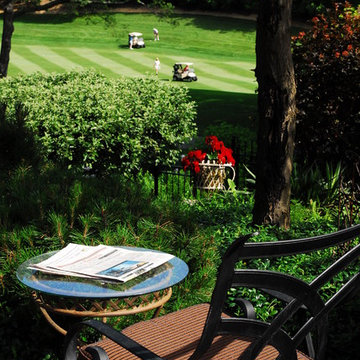 Cape Cod Frontyard
