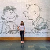 Chloe Levin's photo