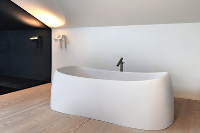 Design ideas for a modern bathroom in Other.
