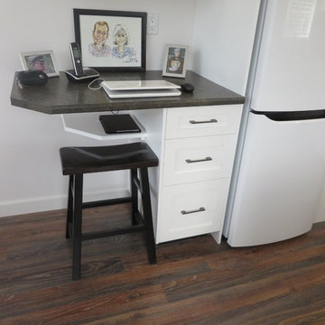 Contemporary White Shaker (Stephenson Point, Nanaimo)