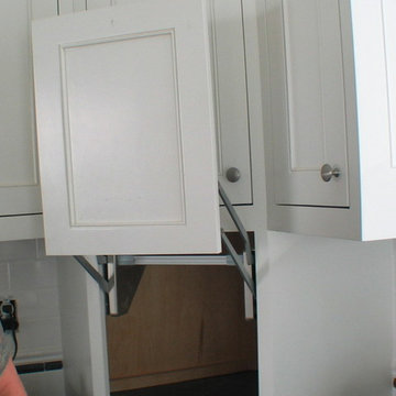 Kitchen Appliance Garage - Lift up Hardware