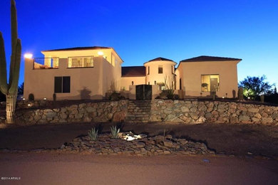 Example of a classic home design design in Phoenix