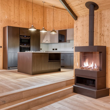 Holly Lodge