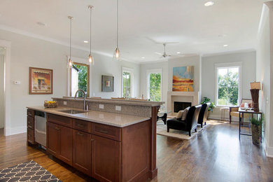 Arts and crafts family room photo in Nashville