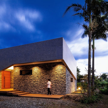 屋久島・Creekside Retreat
