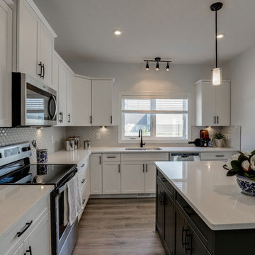 414 Augusta Boulevard, Warman