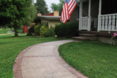Design ideas for a large traditional full sun front yard landscaping in Other.