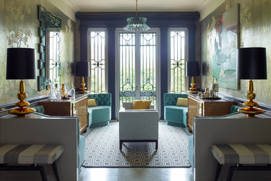 Example of a trendy home bar design in New York