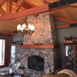 Mantels - Home Decor